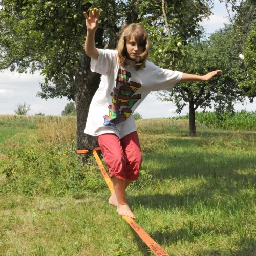 Slackline egyensúlyozó heveder spaniferrel - 17,5 m