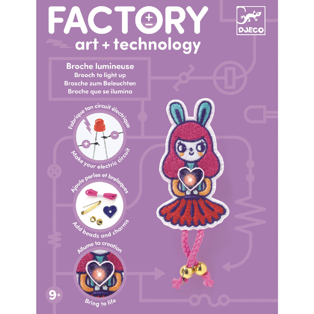E-textil műhely - Nyuszilány kitűző - Brooch - Bunny girl – alternatív kép 1