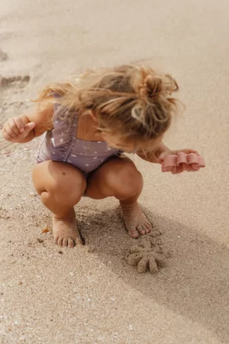 Little Dutch homokozó formák és lapát szett pink