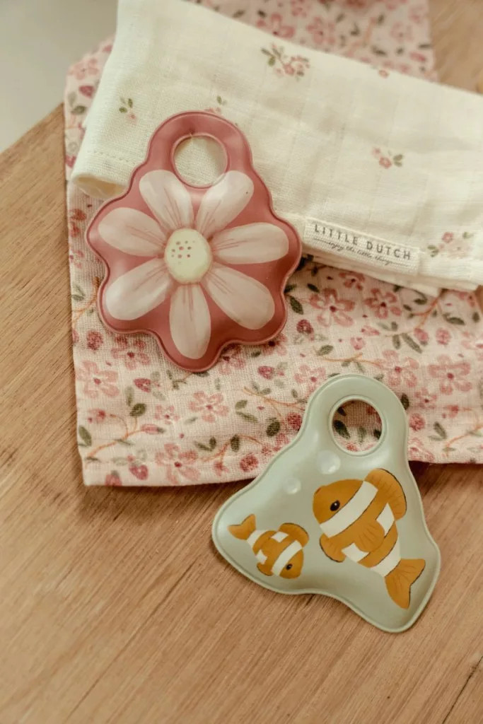 Little Dutch horgászos fürdőjáték - lányos – alternatív kép 3