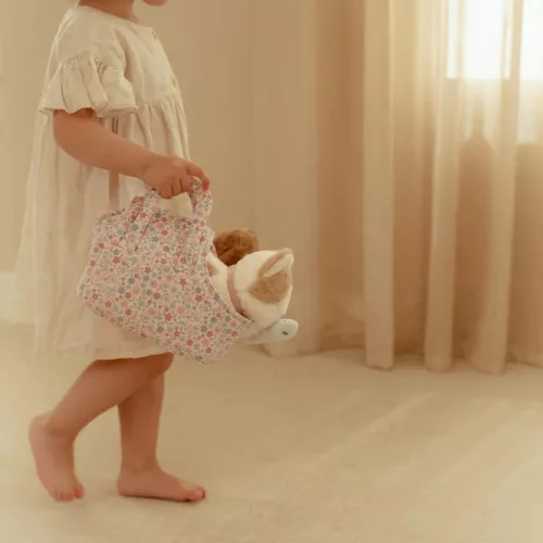 Little Dutch plüss cica táskában – Játék plüss