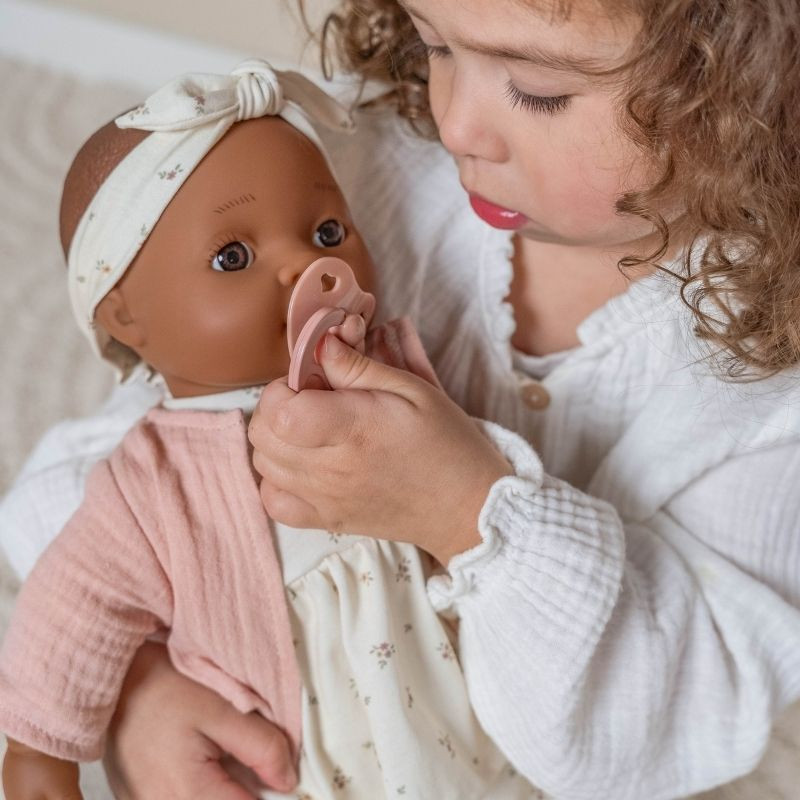 Little Dutch Noa játékbaba – alternatív kép 1