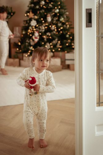 Little Dutch karácsonyi könyv Jim babával