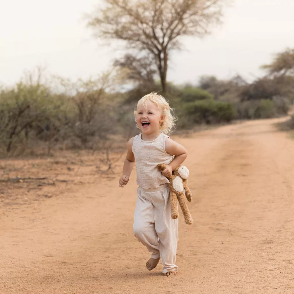 Little Dutch plüss majom- Safari Friends – alternatív kép 5