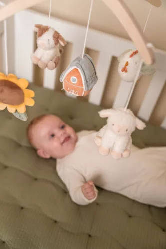 Little Dutch zenélő körforgó natúr fa vázzal -  Little Farm