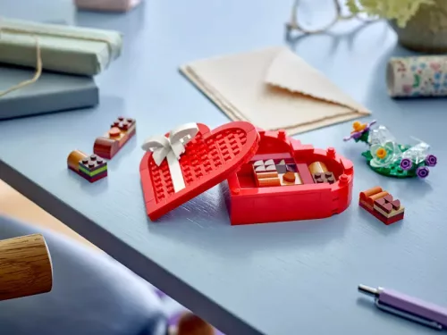 LEGO 40759 Creator Valentin-napi doboz