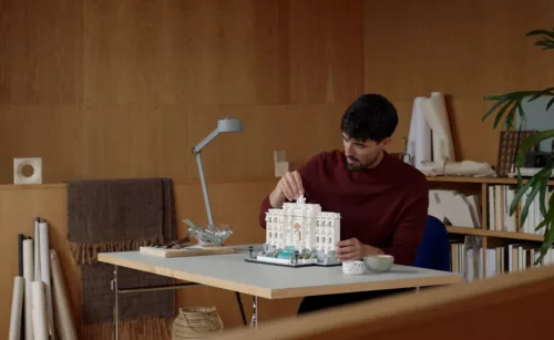 LEGO 21062 Architecture Trevi kút