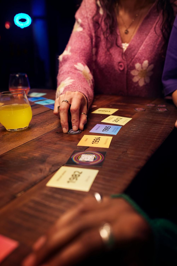 Hitster magyar verzió - társasjáték 130 magyar slágerrel – alternatív kép 3