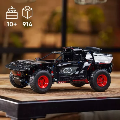 LEGO 42160 Technic Audi RS Q e-tron távirányítható rallyautó