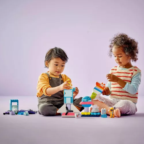 LEGO 10422 DUPLO Town 3 az 1-ben űrsikló kaland
