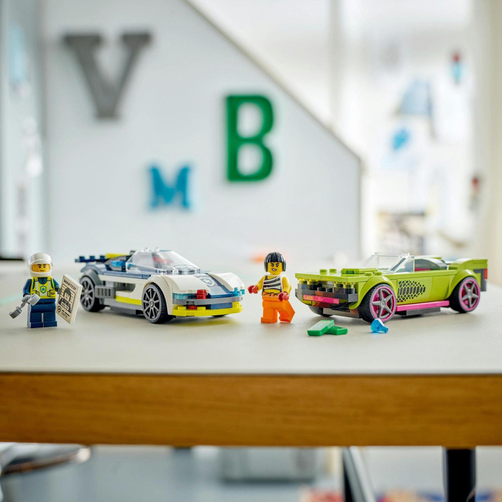 LEGO 60415 City Police Rendőrautó és sportkocsi hajsza – alternatív kép 3
