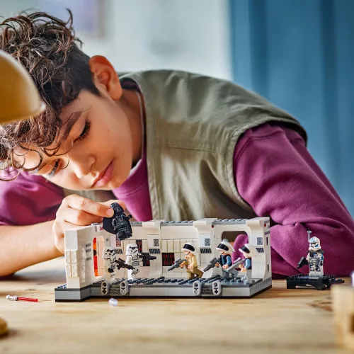 LEGO 75387 Star Wars Beszállás a Tantive IV-be, 9–11 év, Többszínű