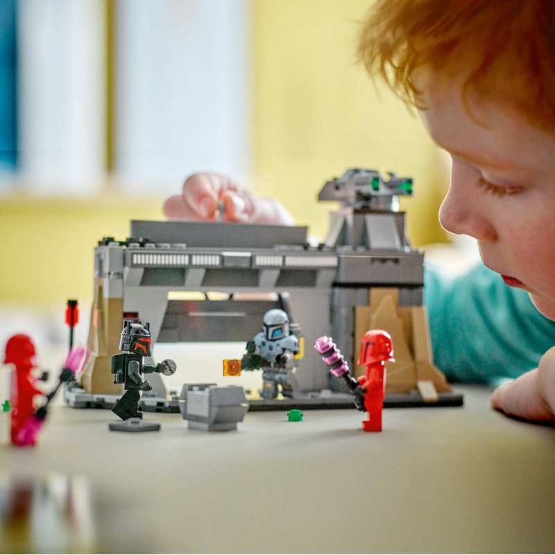 LEGO 75386 Star Wars Paz Vizsla és Moff Gideon csatája – alternatív kép 7