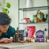 LEGO 76439 Harry Potter Ollivander és Madam Malkin talárszabászata, 6–8 év, Többszínű