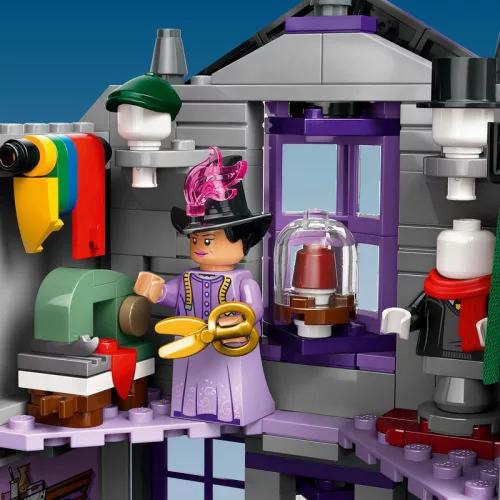LEGO 76439 Harry Potter Ollivander és Madam Malkin talárszabászata, 6–8 év, Többszínű
