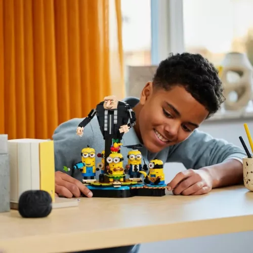 LEGO 75582 Minions Kocka Gru és minyonok