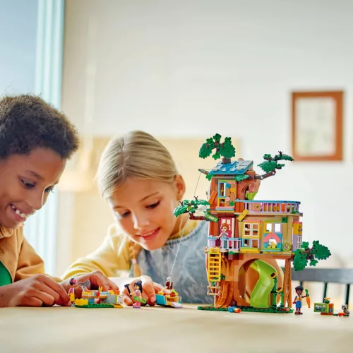 LEGO 42652 Friends Barátság lombház találkahely, 6–8 év, Többszínű