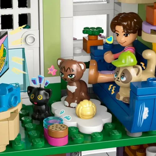 LEGO 42670 Friends Heartlake City lakások és üzletek