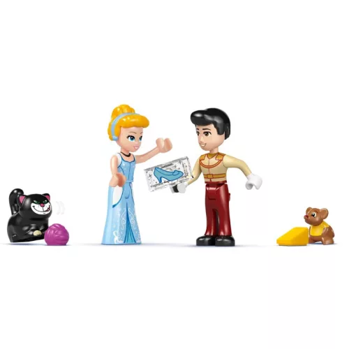 LEGO 43275 Disney Princess Hamupipőke kastélya és hintója