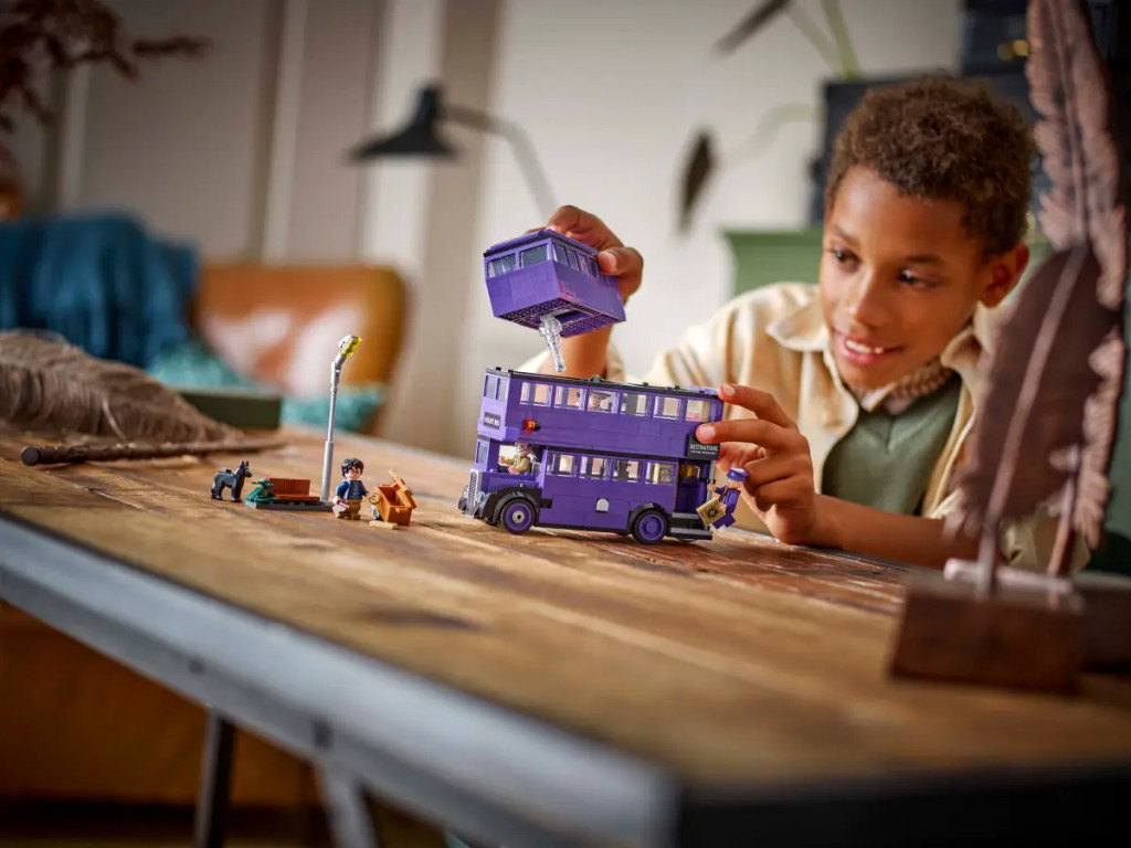 LEGO 76446 Harry Potter Kalandok a Kóbor Grimbuszon – alternatív kép 2