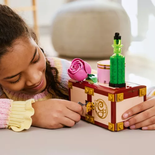 LEGO 75683 Wicked Glinda és Elphaba kollégiumi szobája