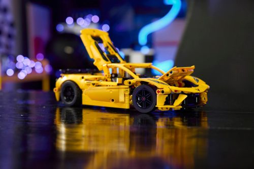 LEGO 42205 Technic Chevrolet Corvette Stingray