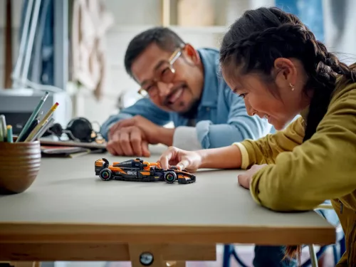 LEGO 77251 Speed Champions McLaren F1