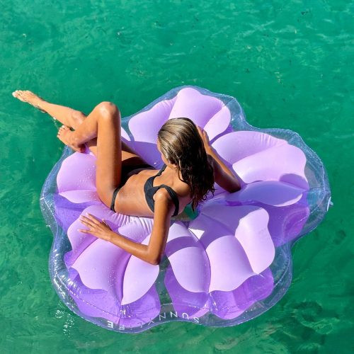 Sunnylife felfújható matrac Luxe - Hibiscus Pastel Lilac – alternatív kép 3