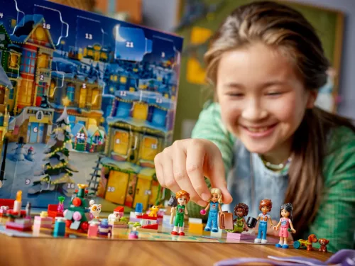 LEGO Friends 42668 Adventi naptár 2025