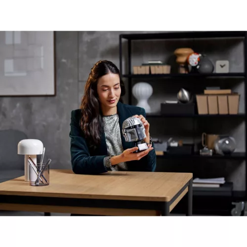 LEGO 75328 Star Wars The Mandalorian Helmet V29