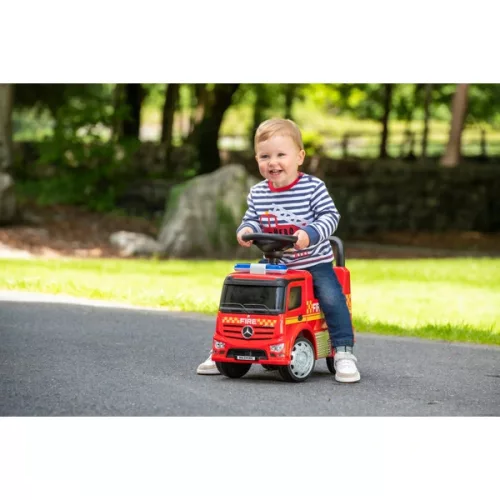 Mercedes-Benz ráülős tűzoltóautó fényekkel és hanggal, piros
