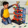Hot Wheels City Mega Garázs pályával és kisautóval, 1:64