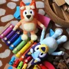 Bluey vagy Bingo plüss, 20 cm (többféle)