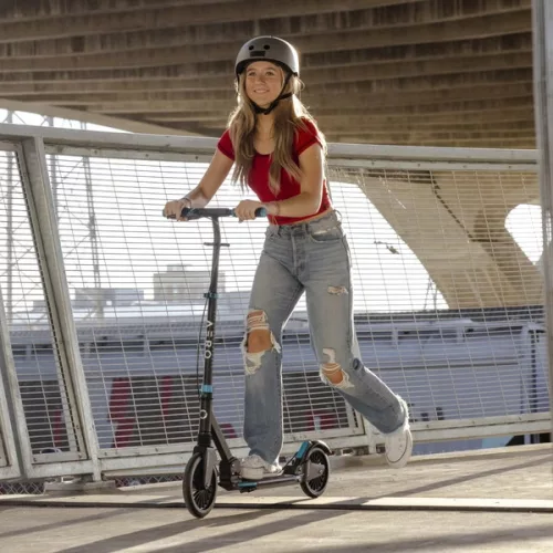 Aero Scooter A230 összecsukható roller fekete/kék, 3–5 év, Többszínű