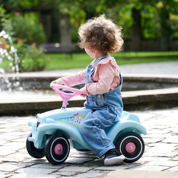 BIG Bobby Car Klasszikus Unikornis Ride-On kisautó – alternatív kép 2
