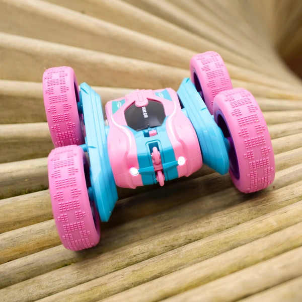 Spin N' Stunt RC autó 1:24 rózsaszín/kék – alternatív kép 3