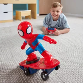 Marvel Pókember Távirányítós Gördeszka Figurával, 3–5 év, Többszínű