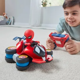 Marvel távirányítású kaszkadőrjármű Pókemberrel, 3–5 év, Többszínű
