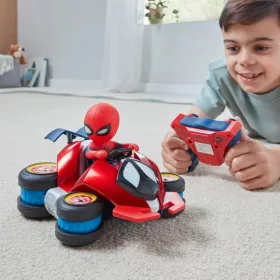 Marvel távirányítású kaszkadőrjármű Pókemberrel, 3–5 év, Többszínű
