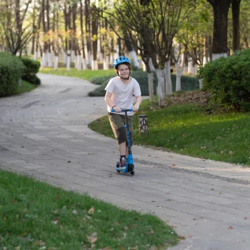 Aero Scooter C1 gyerek roller LED kerekekkel, kék, 3–5 év, Többszínű