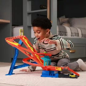   Hot Wheels City Roller Coaster Rally hullámvasút-pálya 5 kisautóval, 1:64