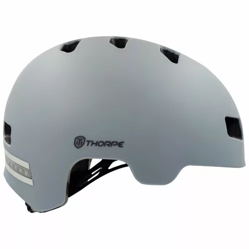 Thorpe görkorcsolya sisak fénnyel, 53-58 cm