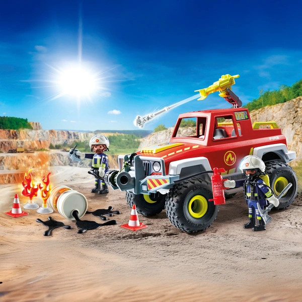 PLAYMOBIL Action Heroes 71824 Tűzoltóautó – alternatív kép 2