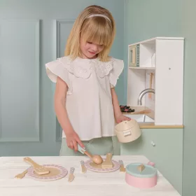   Kitchen Corner Deluxe fa edénykészlet játékkonyhához, 12 darabos