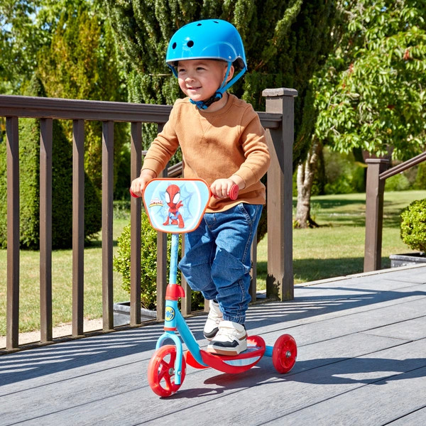 Pókember és szuper barátai Tri-Scooter LED világítással – alternatív kép 2