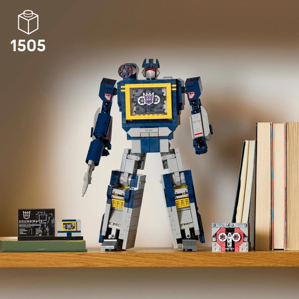 LEGO Icons Transformers: Soundwave 10358 – alternatív kép 2