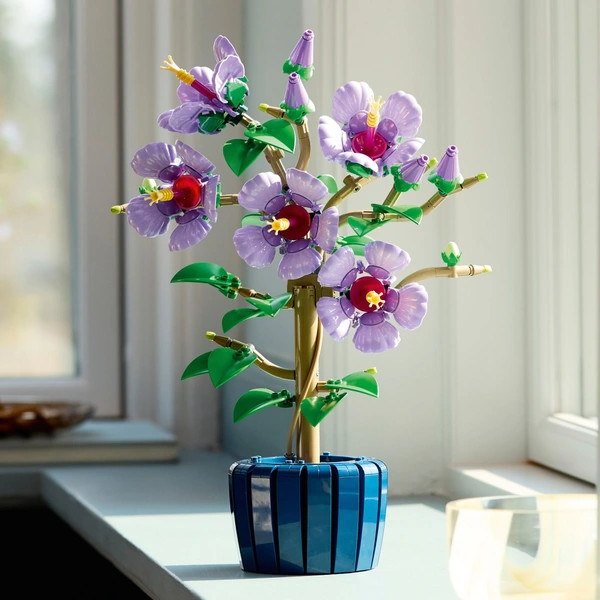LEGO Botanicals Hibiszkusz 10372 – alternatív kép 3