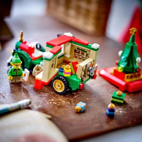 LEGO Mikulás furgonja 40746