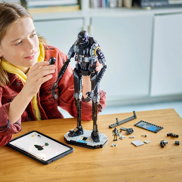 LEGO Star Wars Biztonsági Droid K-2SO 75434 – alternatív kép 5