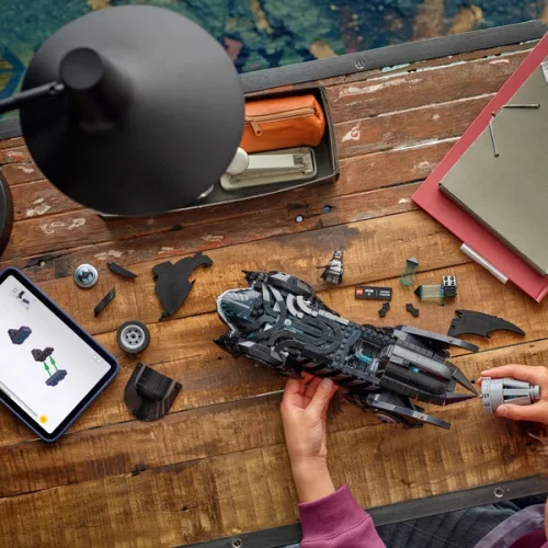 LEGO DC Super Heroes Batman Mindörökké Batmobile 76304